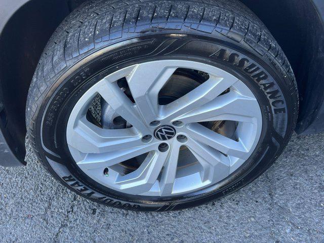 used 2022 Volkswagen Atlas car, priced at $28,000