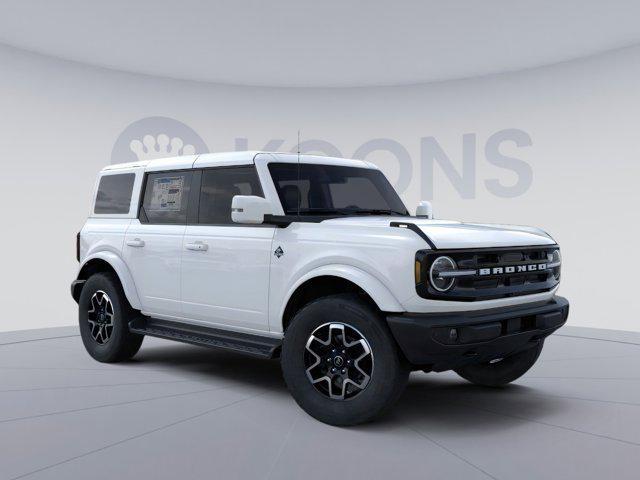 new 2025 Ford Bronco car, priced at $51,568