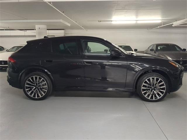 new 2025 Maserati Grecale car, priced at $91,535