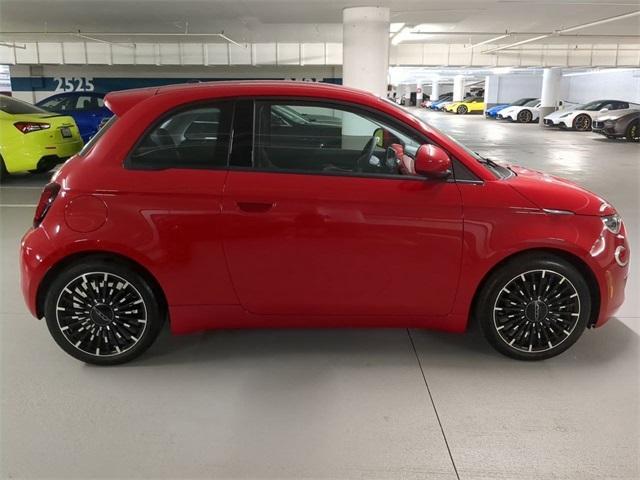 new 2024 FIAT 500e car, priced at $32,595