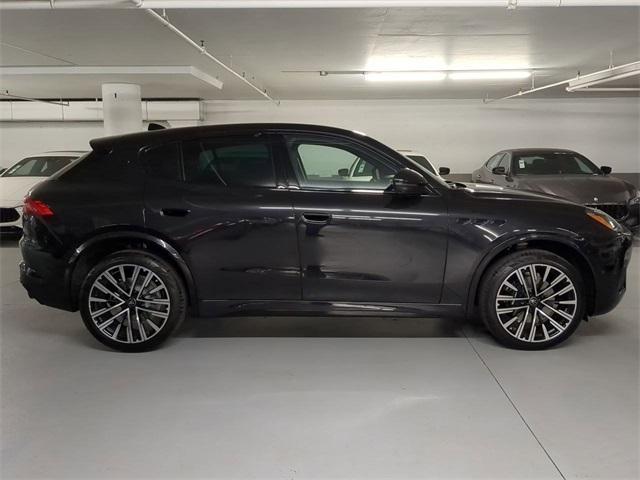 new 2025 Maserati Grecale car, priced at $91,535