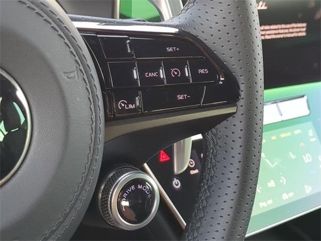 new 2024 Maserati Grecale car, priced at $59,876