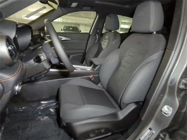 new 2025 Alfa Romeo Tonale car, priced at $50,125