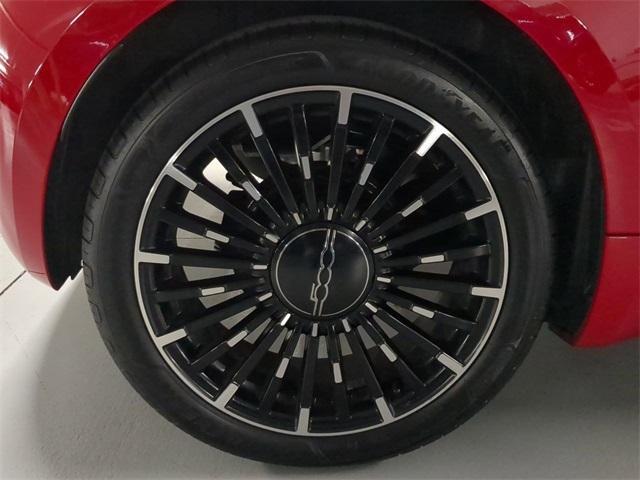 new 2024 FIAT 500e car, priced at $32,595