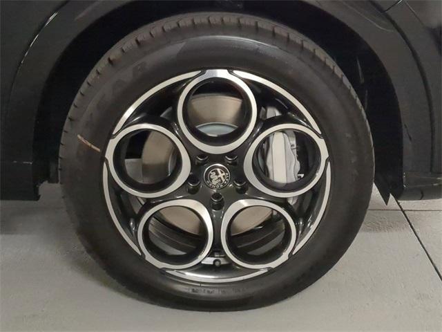 new 2025 Alfa Romeo Tonale car, priced at $50,125