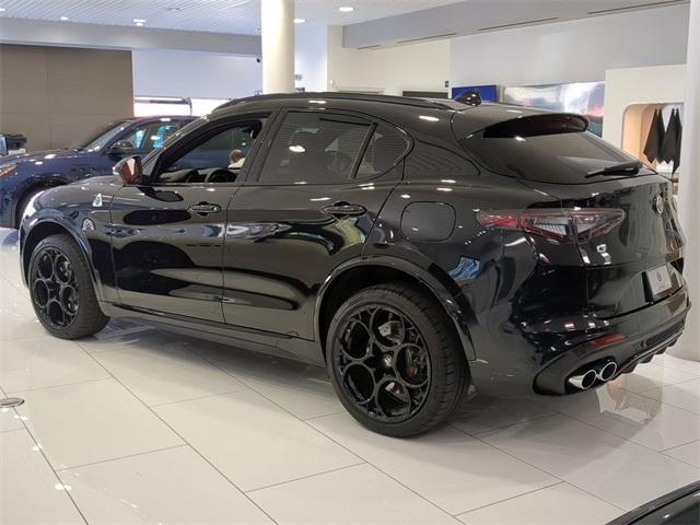 new 2024 Alfa Romeo Stelvio car
