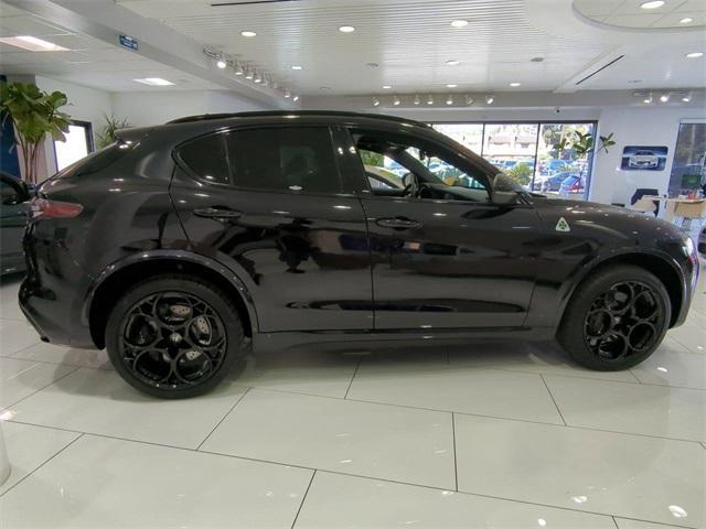 new 2024 Alfa Romeo Stelvio car