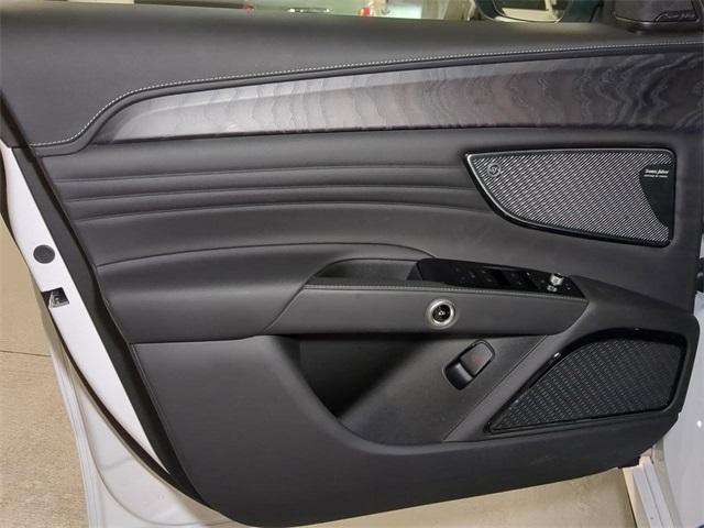 new 2025 Maserati Grecale car, priced at $89,805