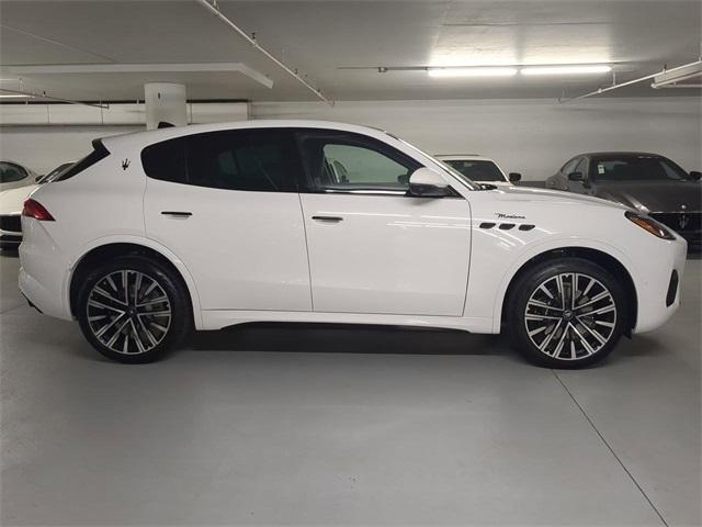 new 2025 Maserati Grecale car, priced at $89,805
