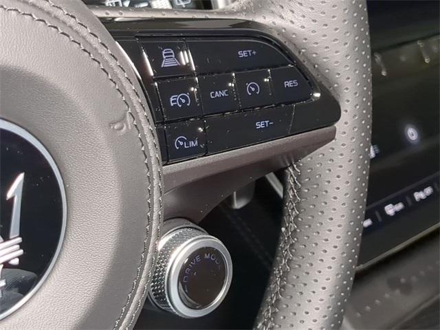 new 2025 Maserati Grecale car, priced at $89,805