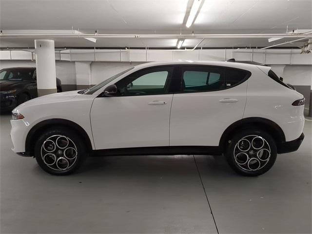 new 2025 Alfa Romeo Tonale car, priced at $38,530