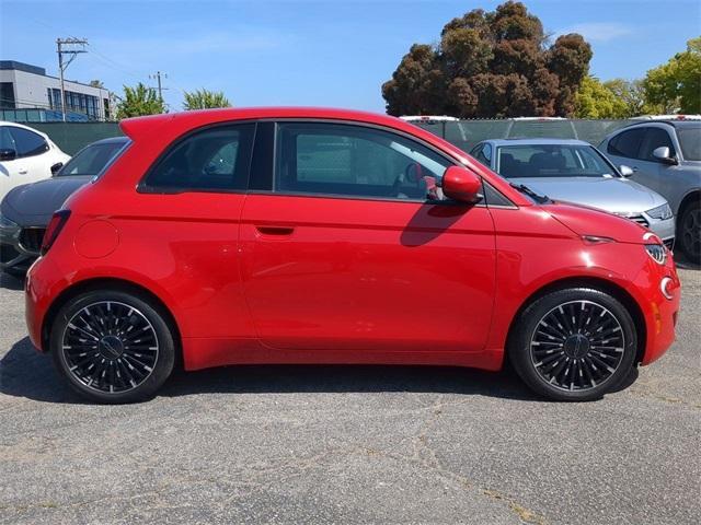 new 2024 FIAT 500e car, priced at $34,095