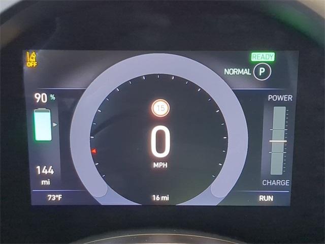 new 2025 FIAT 500e car, priced at $37,495