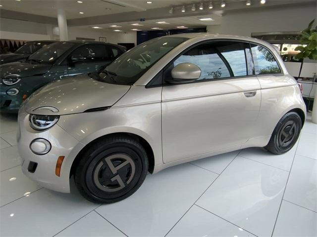 new 2025 FIAT 500e car, priced at $37,495