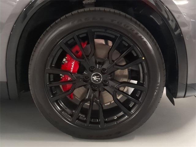 new 2025 Maserati Grecale car, priced at $79,695