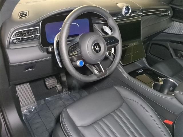 new 2025 Maserati Grecale car, priced at $79,695
