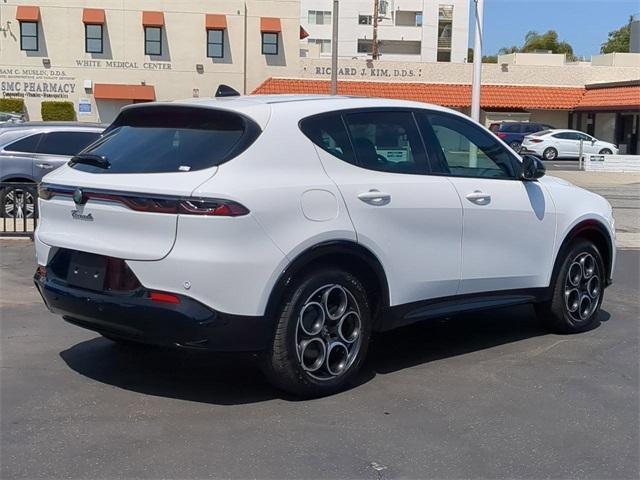 new 2025 Alfa Romeo Tonale car, priced at $51,430