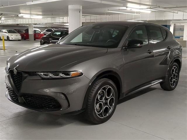 new 2025 Alfa Romeo Tonale car, priced at $48,725