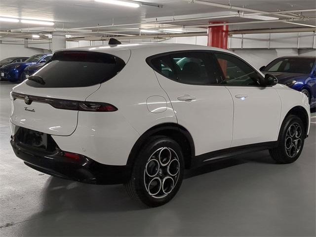 new 2025 Alfa Romeo Tonale car, priced at $48,030
