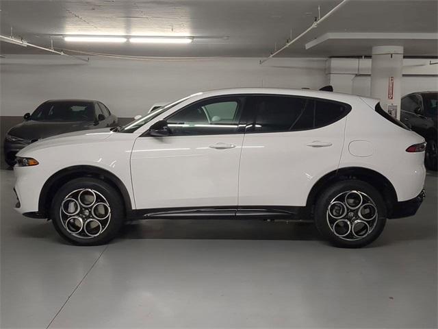 new 2025 Alfa Romeo Tonale car, priced at $48,030