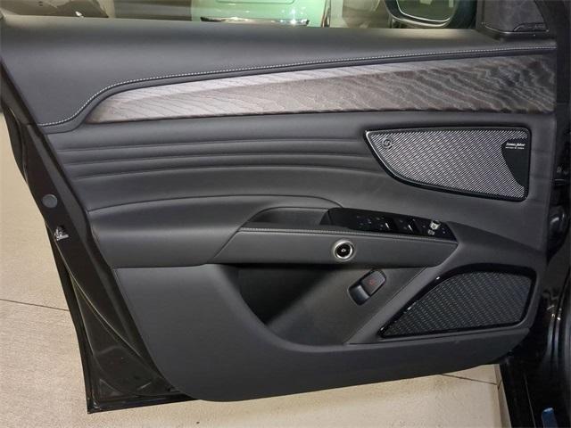 new 2025 Maserati Grecale car, priced at $91,535