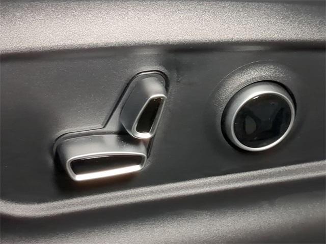 new 2025 Maserati Grecale car, priced at $91,535