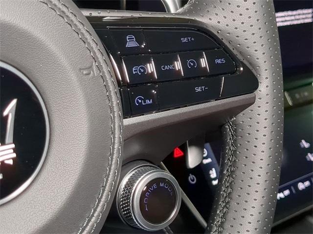 new 2025 Maserati Grecale car, priced at $91,535