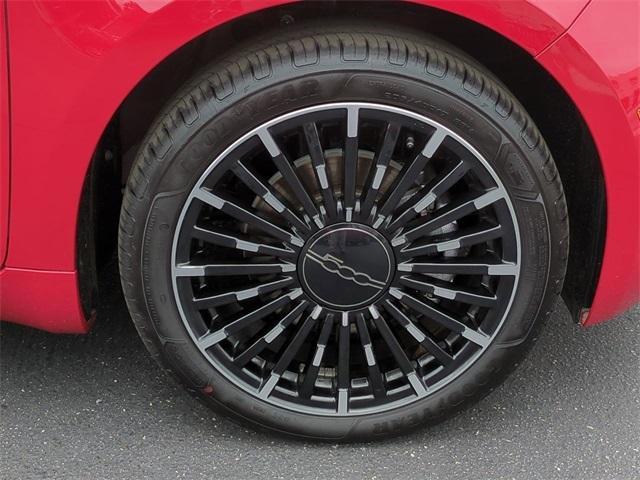 new 2024 FIAT 500e car, priced at $32,595