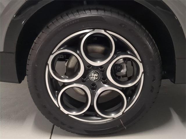 new 2025 Alfa Romeo Tonale car, priced at $50,125