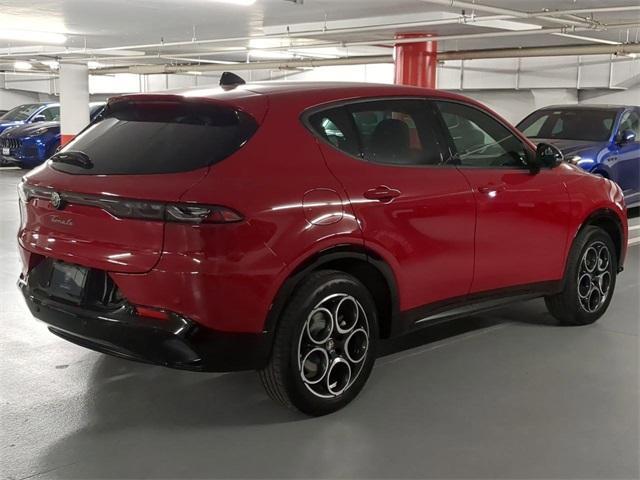 new 2025 Alfa Romeo Tonale car, priced at $48,725