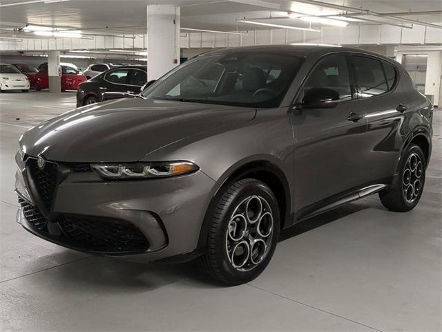 new 2025 Alfa Romeo Tonale car, priced at $39,225