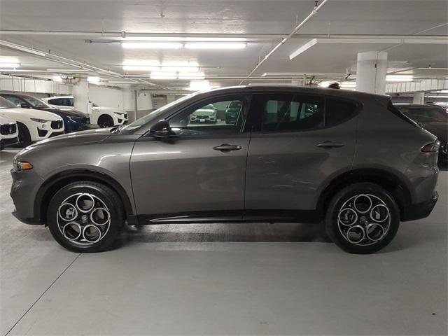 new 2025 Alfa Romeo Tonale car, priced at $39,225