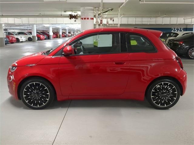 new 2024 FIAT 500e car, priced at $32,595