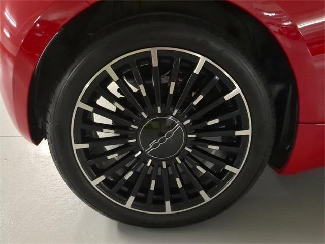 new 2024 FIAT 500e car, priced at $32,595