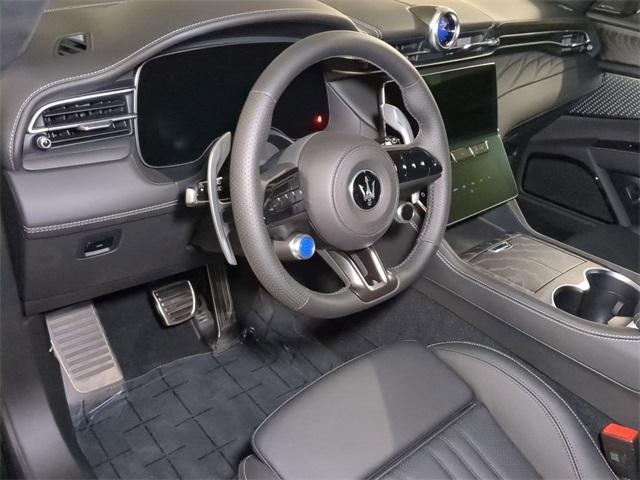 new 2025 Maserati Grecale car, priced at $91,535
