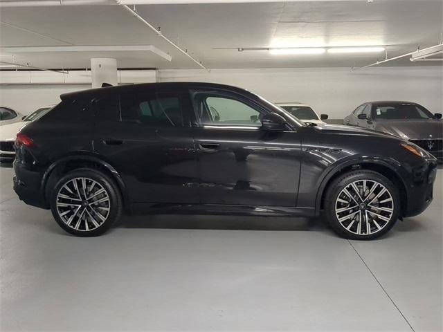 new 2025 Maserati Grecale car, priced at $91,535