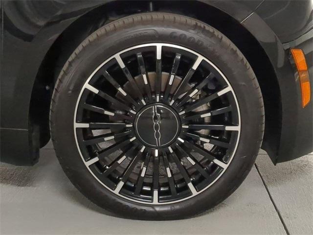 new 2024 FIAT 500e car, priced at $32,595