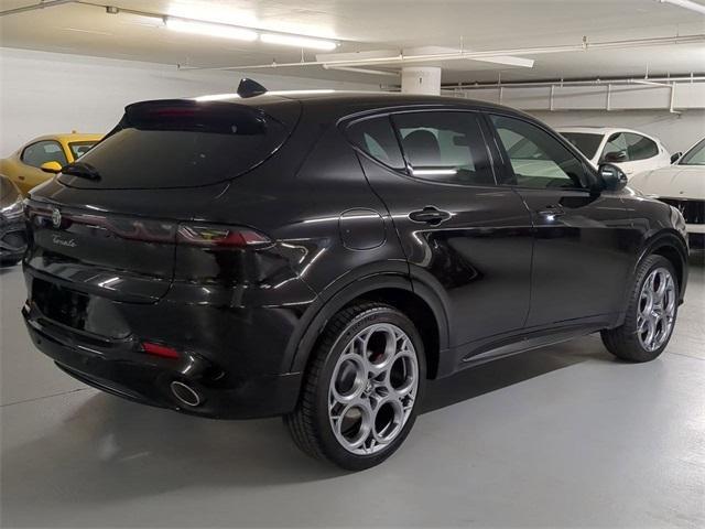 new 2025 Alfa Romeo Tonale car, priced at $55,125