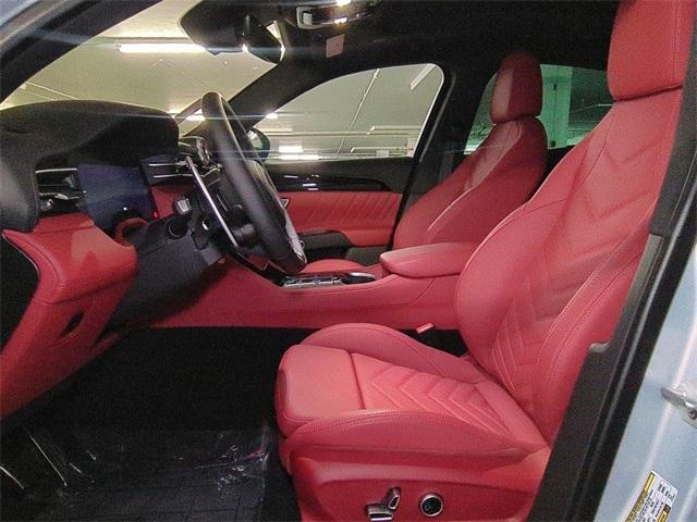 new 2025 Maserati Grecale car, priced at $99,025