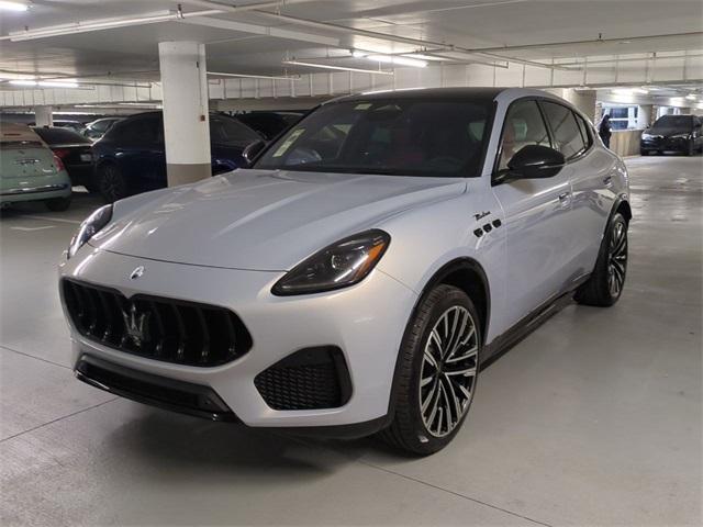 new 2025 Maserati Grecale car, priced at $99,025