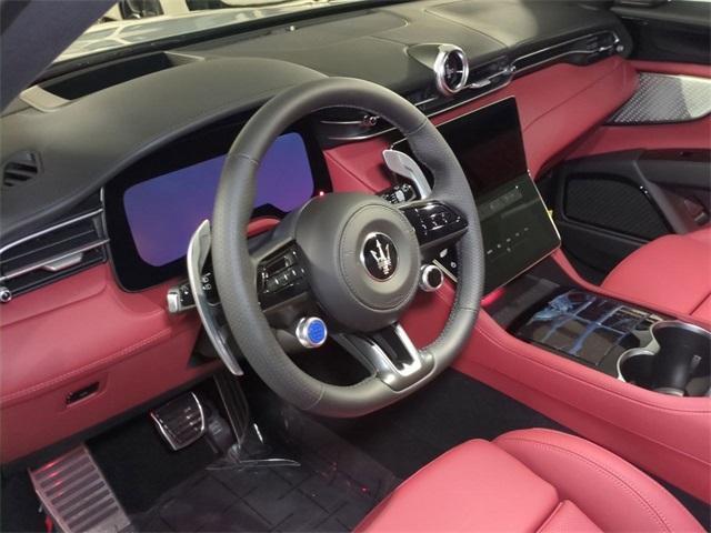 new 2025 Maserati Grecale car, priced at $99,025