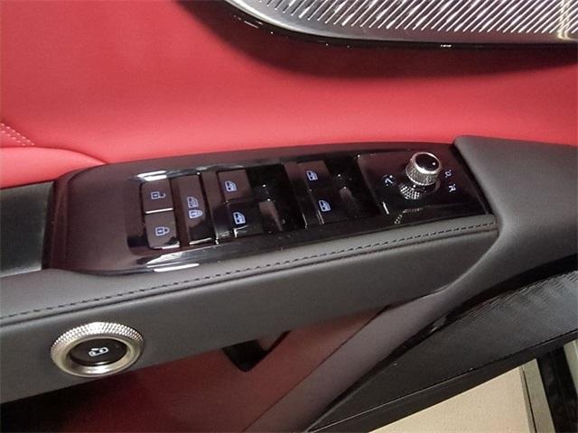 new 2025 Maserati Grecale car, priced at $99,025