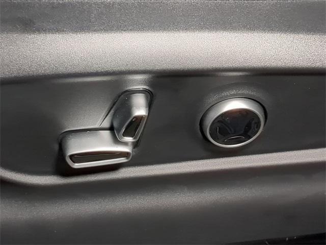 new 2025 Maserati Grecale car, priced at $91,535