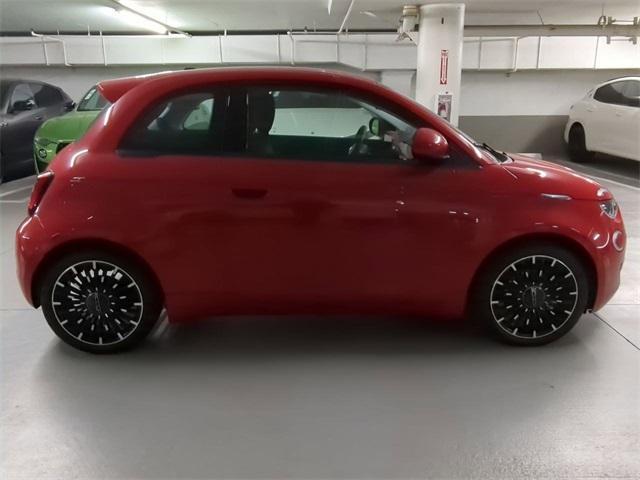 new 2024 FIAT 500e car, priced at $32,595