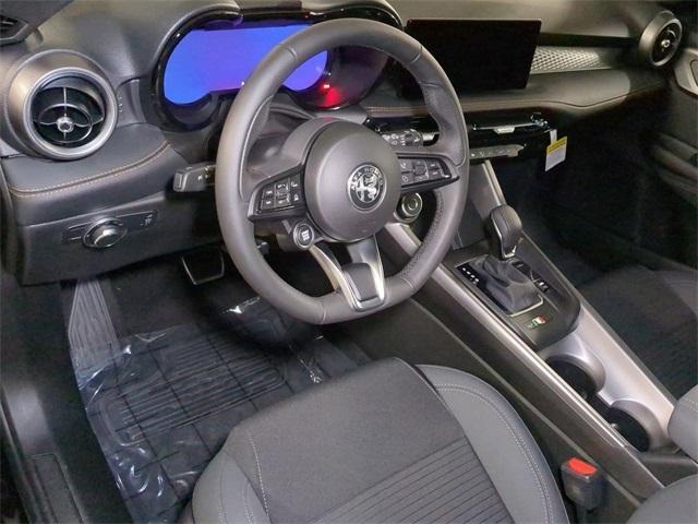 new 2025 Alfa Romeo Tonale car, priced at $37,225