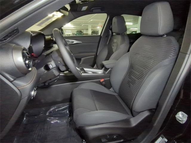 new 2025 Alfa Romeo Tonale car, priced at $37,225