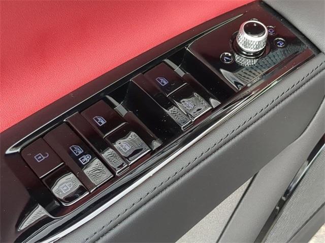 new 2025 Maserati Grecale car, priced at $99,025