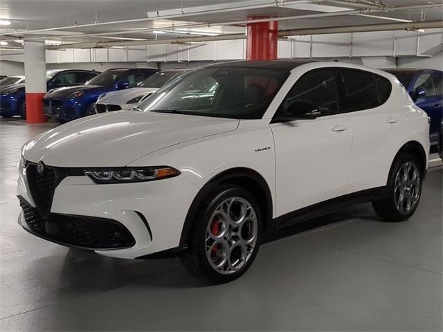 new 2025 Alfa Romeo Tonale car, priced at $54,430