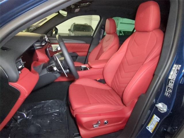 new 2025 Maserati Grecale car, priced at $99,555