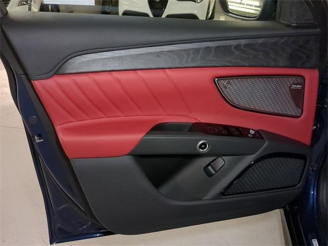 new 2025 Maserati Grecale car, priced at $99,555